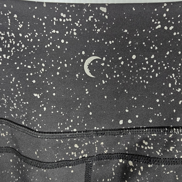 Zyia Active Women's Black Reflective Pocket Light n Tight Hi-Rise 7/8 Size 6-8 - Picture 14 of 16